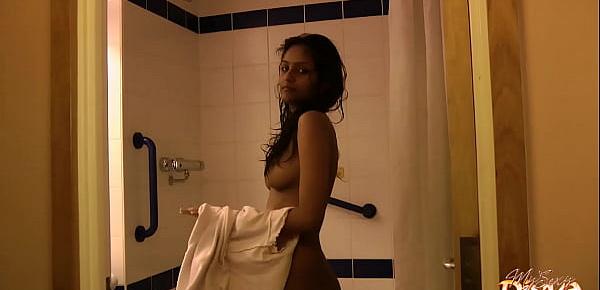  Indian Teen Divya Shaking Hot Ass In Shower